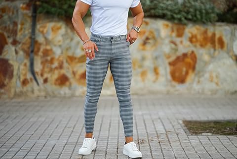 How to Style Men's Chino Pants