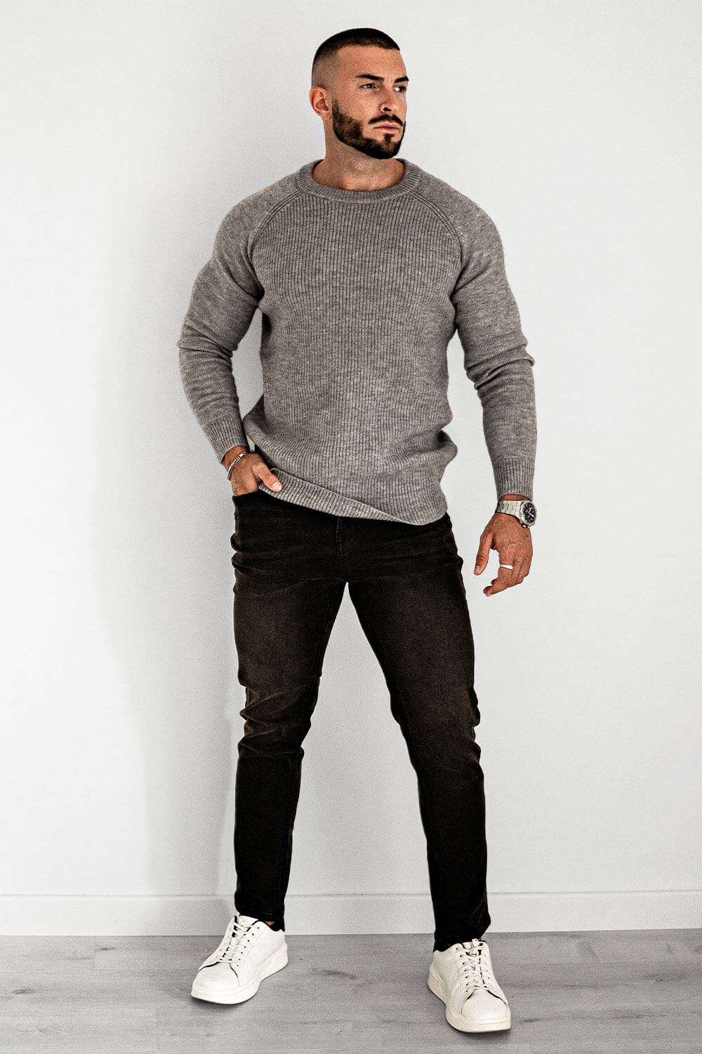 Round Neck Sweater - Grey