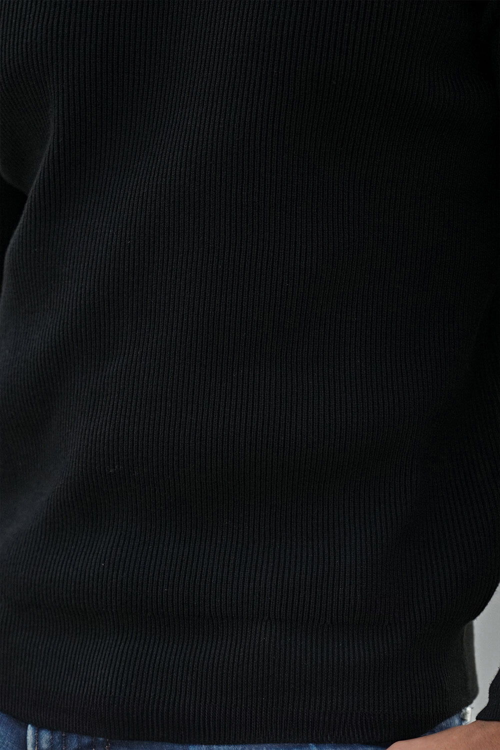 Men Round Neck Sweater - Black