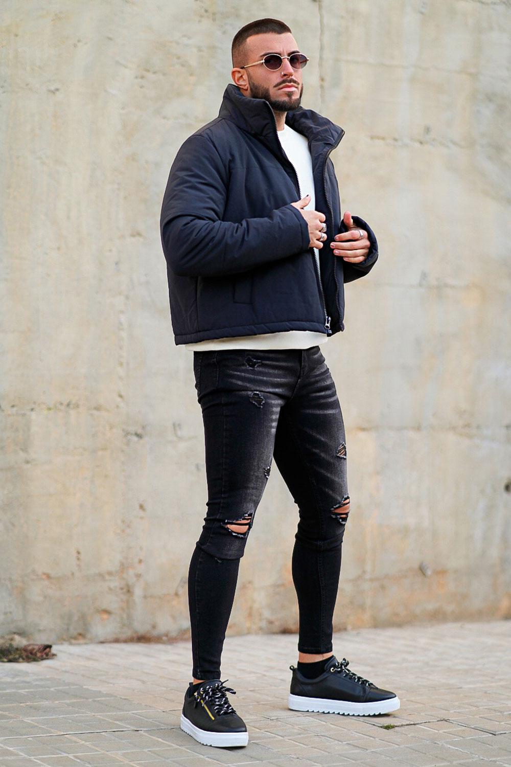 black ripped men's skinny jeans