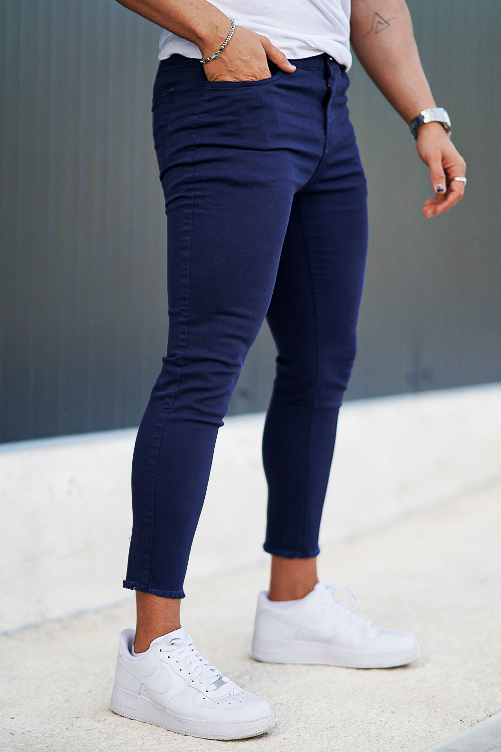 navy blue skinny jeans