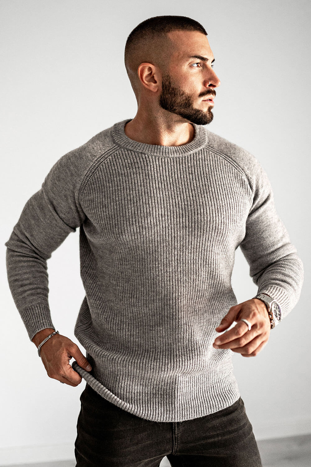 Round Neck Sweater - Grey