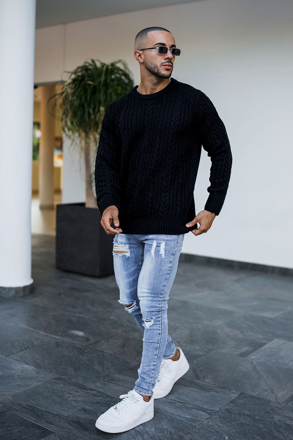 men's black crew neck sweater