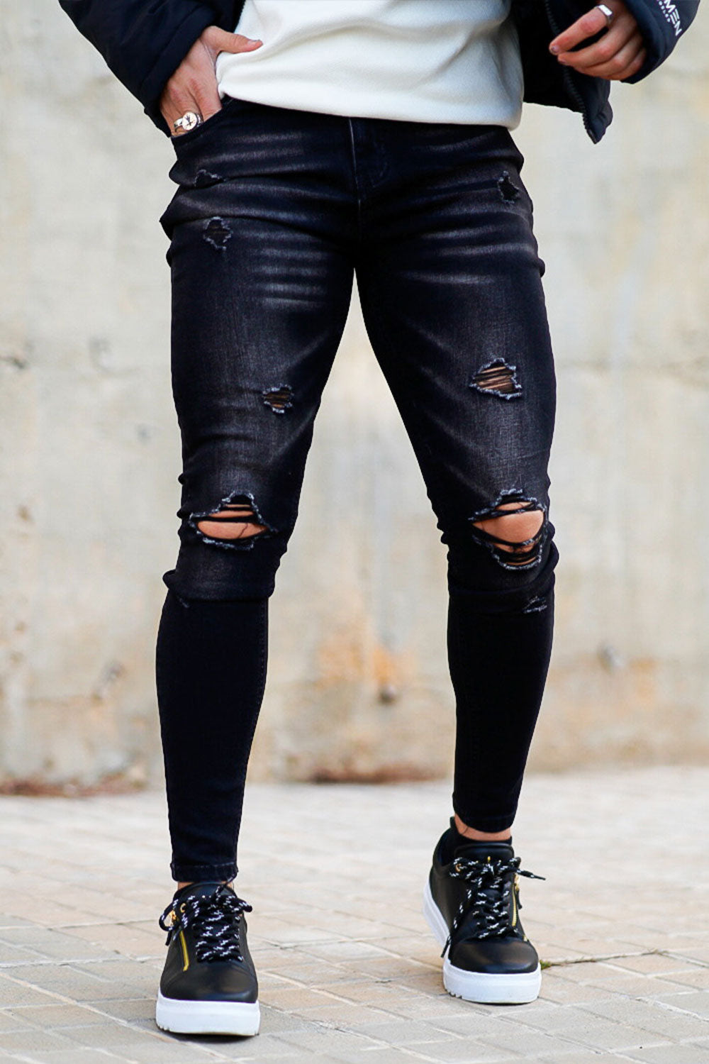 black ripped men's skinny jeans