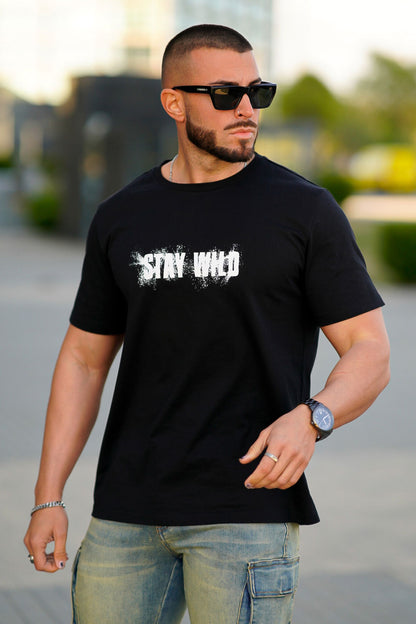 Gingtto Sleek and Simple: Men's Black Round Neck T-Shirt