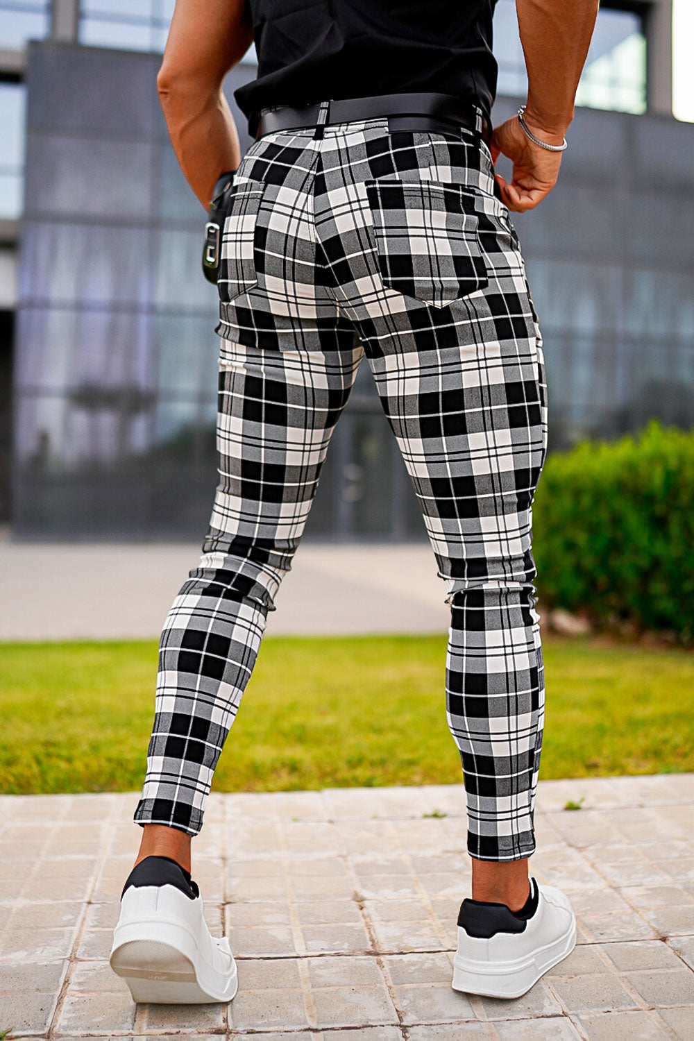 Men's Plaid Pant - Black And White