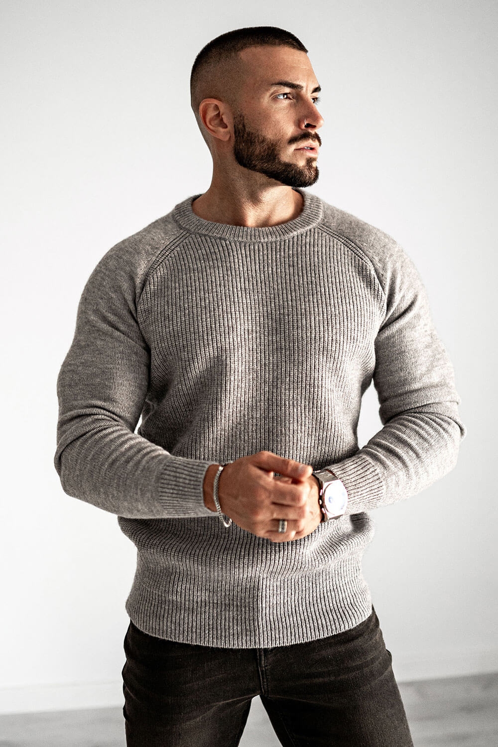 Round Neck Sweater - Grey