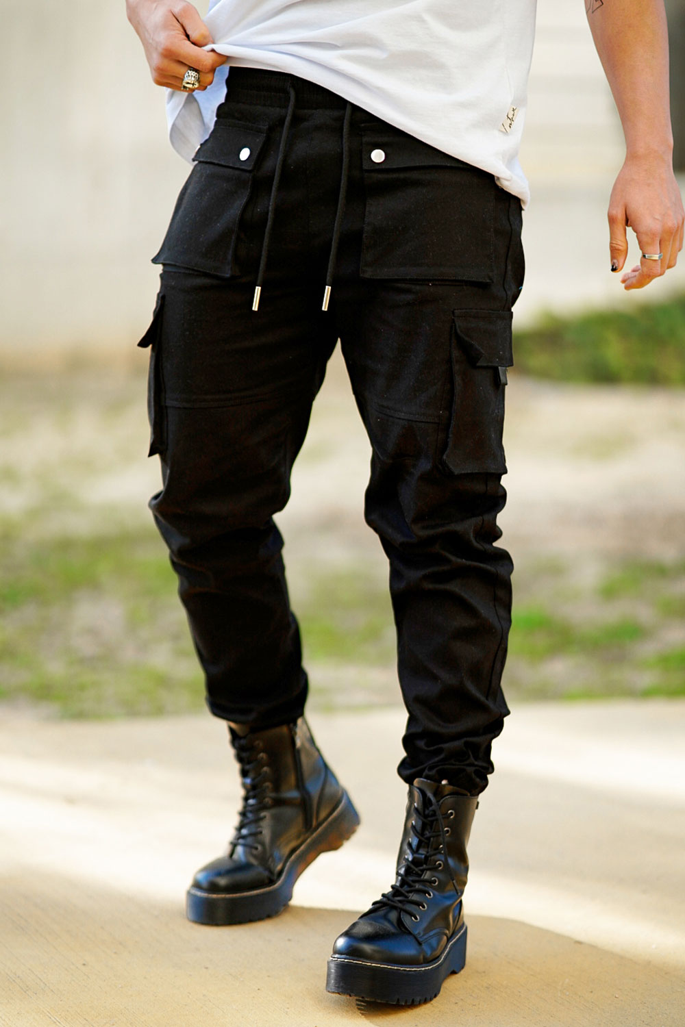 men's black cargo pants