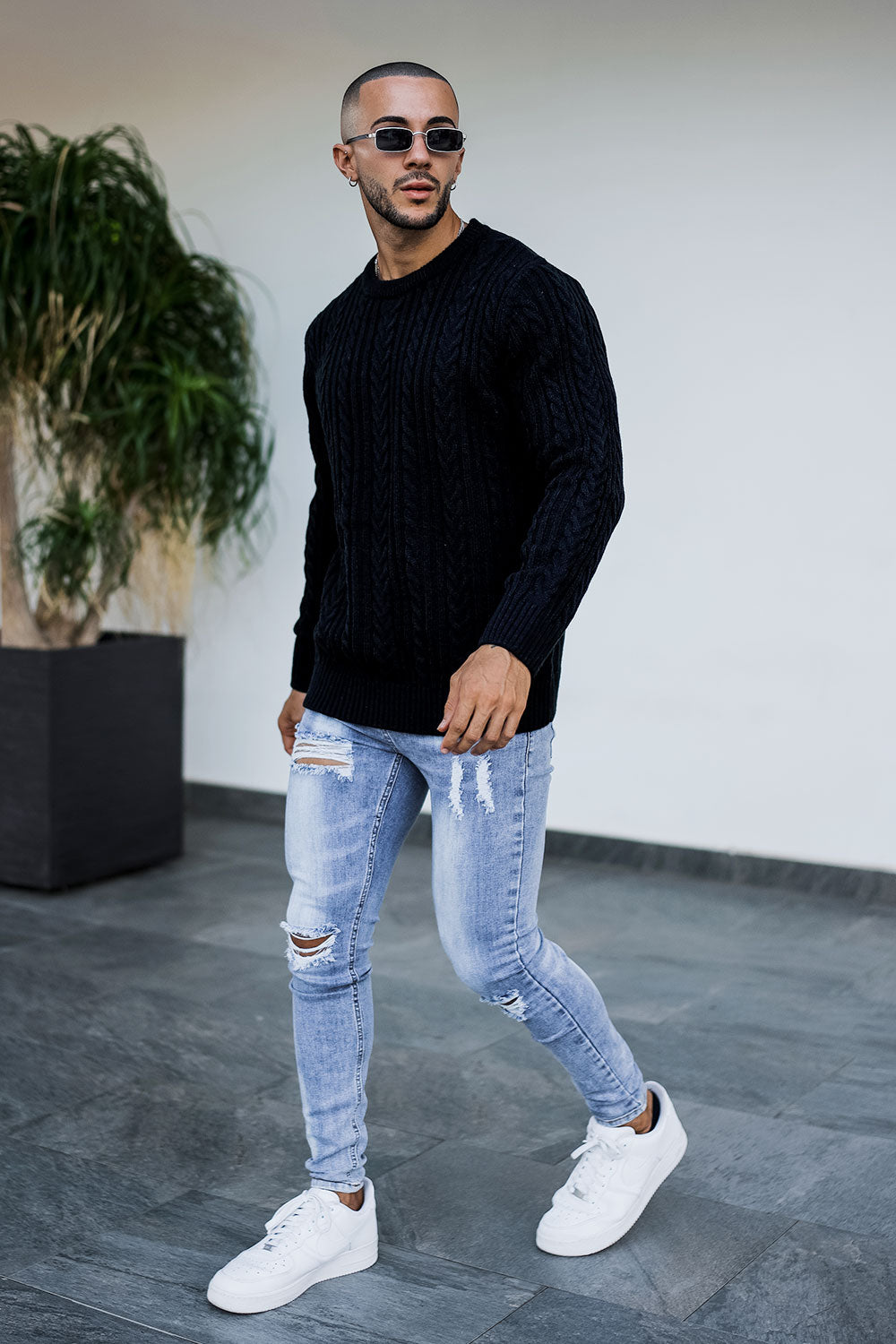 men's black crew neck sweater