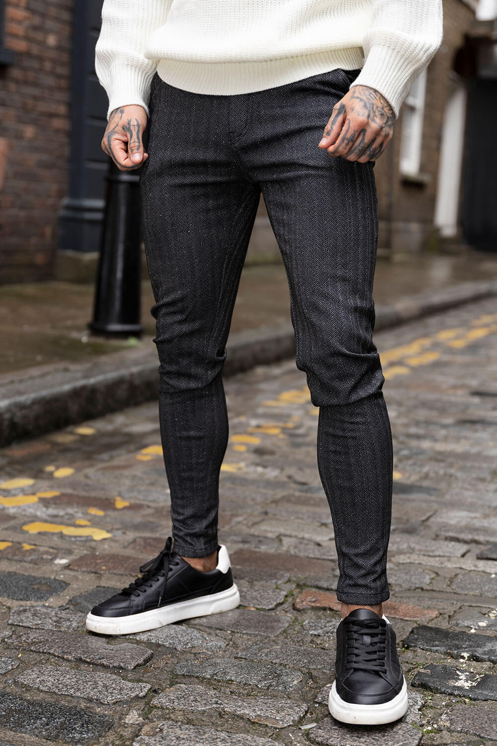 men's black chino pants