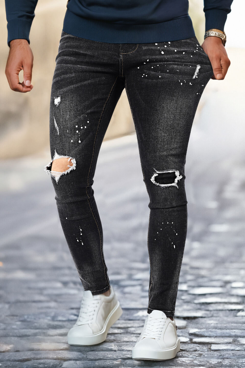 Men's Relaxed Skinny Jean - Black & Ripped