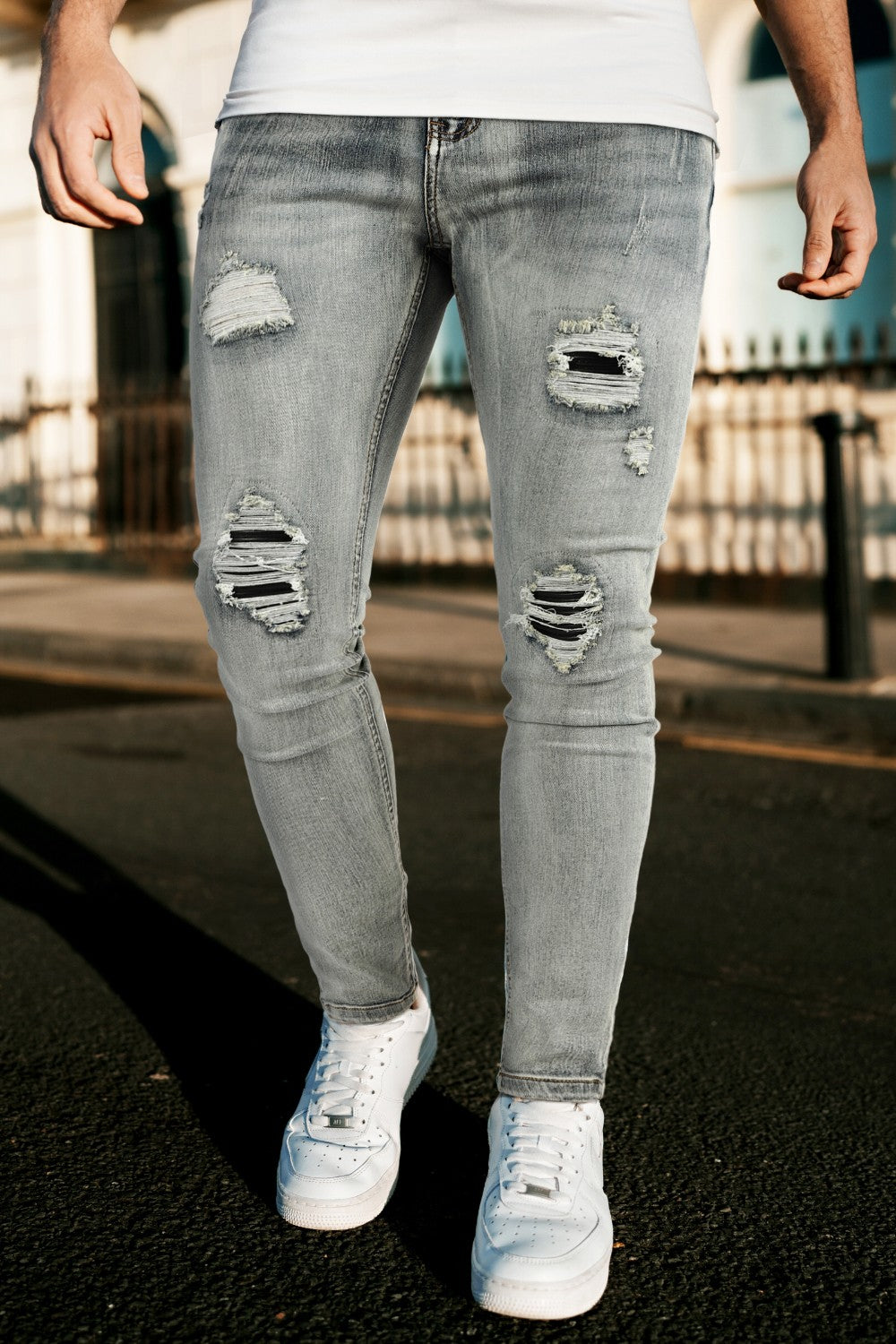 Men's Ripped Knee Skinny Jean - Light Blue