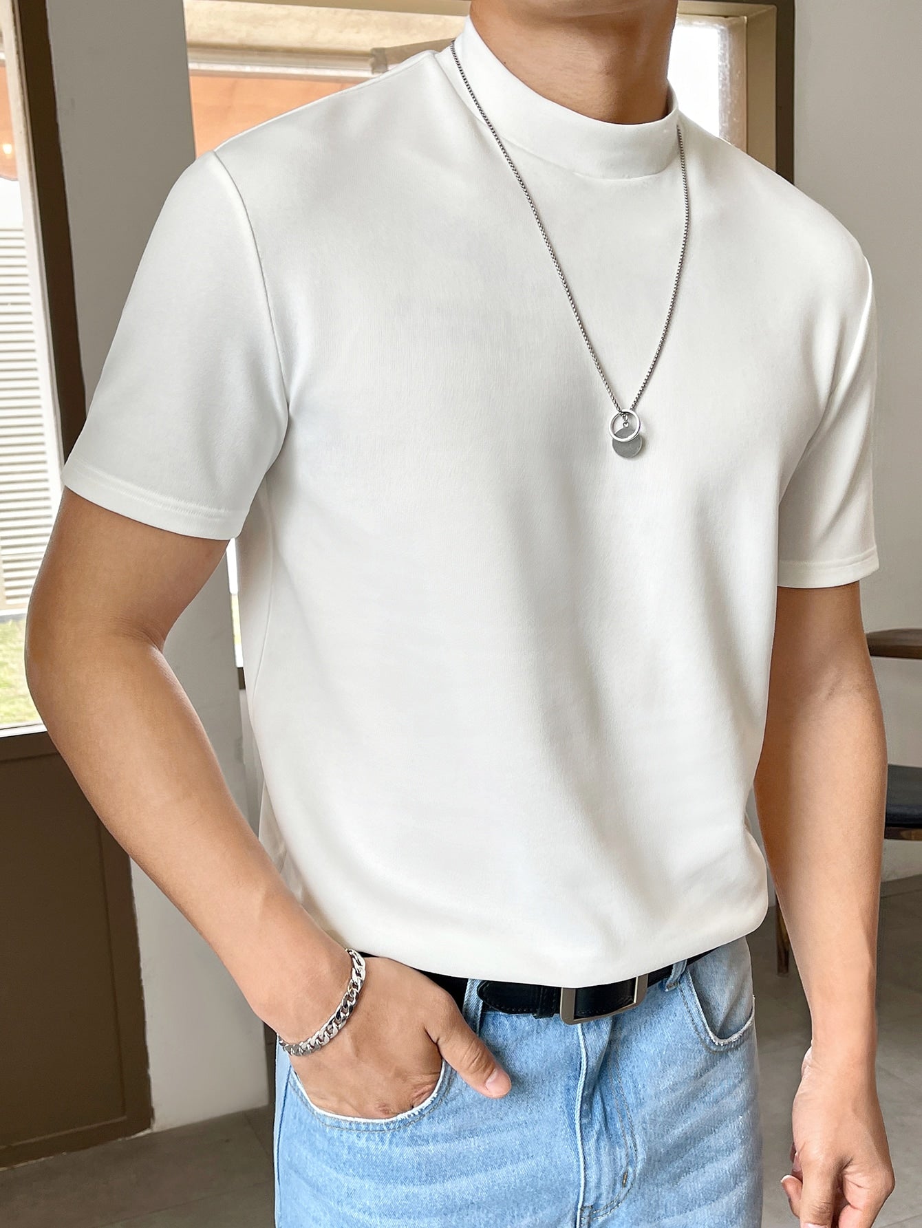 Men Mock Neck Solid Tee