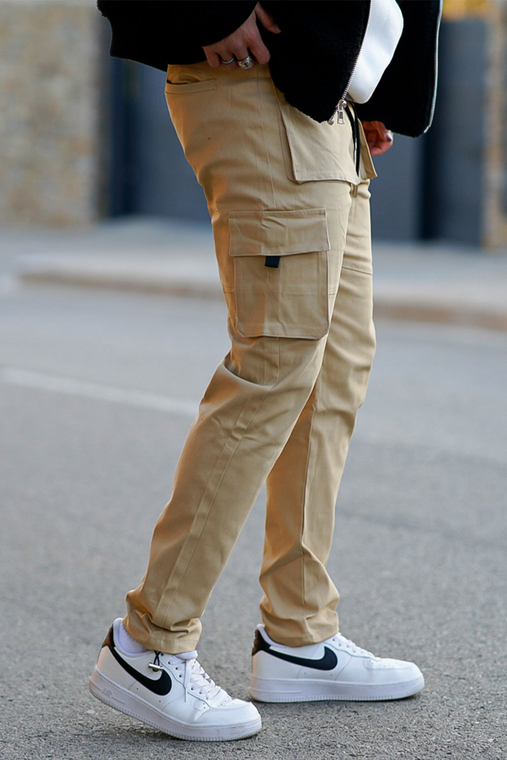 men's khaki cargo pants